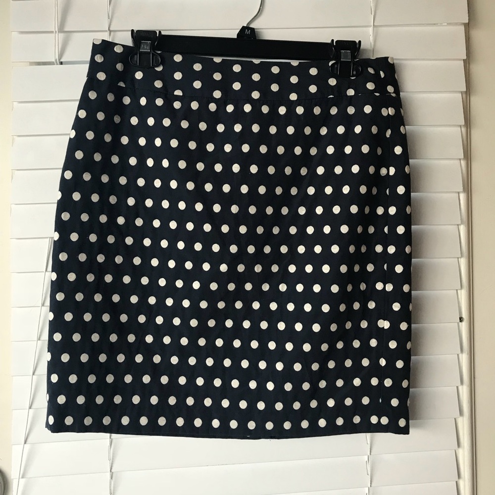 🙃NEW! {Banana Republic} polka dot print skirt